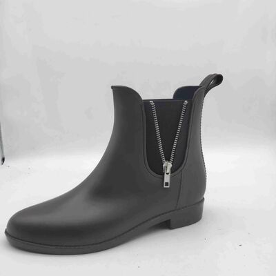 Zip Opening Women's Rain Boots Ankle Height Style OEM Design Anti Slip