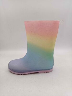Comfortable Childrens Gumboots OEM Design 100% Waterproof Light Up Wellies