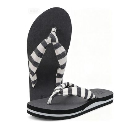 Custom Design Non Slip Summer Beach Sandals With Arch Support For Men And Women