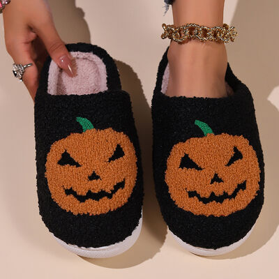 OEM Design Women's Indoor Slippers Holiday Halloween Pumpkin Slippers For Gifting
