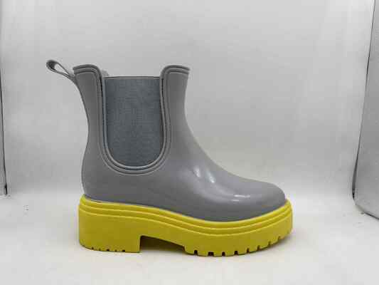 Customized Color Women's Rain Boots PVC Material Ladies Ankle Gardening Wellies