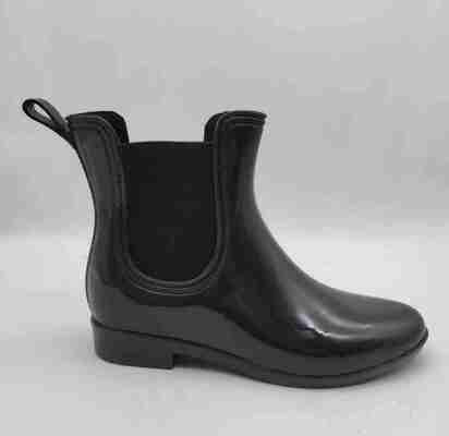 100% Waterproof Elastic Guessets Ankle Rain Boots For Women OEM Color