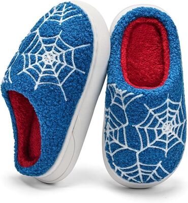 Cozy and Fashionable Kids Indoor Slippers with High-Density Memory Foam and Breathable Knit Upper