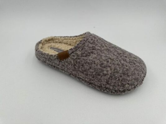 Anti Slip Warm Mens' Indoor House Shoes Slipper Breathable OEM Color Size