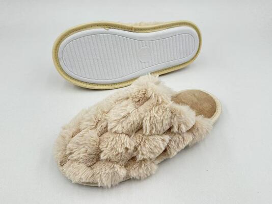 ODM OEM  Womens House Slippers With Different Cuts And Materials