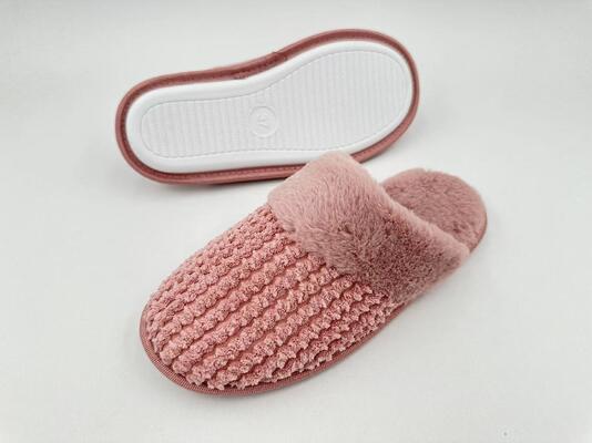 ODM OEM  Womens House Slippers With Different Cuts And Materials