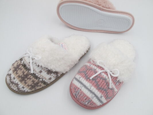 Warm Winter Womens House Slippers With Knit Uppers And Anti Slip Outsole