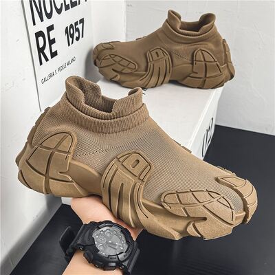 Breathable Mesh Anti Slip Outsole PVC Sole Injection Sneaker for Men Casual Walking Sneakers