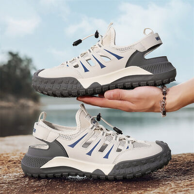 Men's Casual Walking Sneakers with Breathable Mesh Upper Anti Slip Outsole and Faux Fur Lining