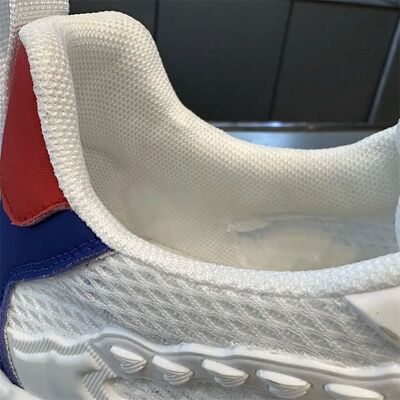 Men's Casual Walking Sneakers with Breathable Mesh Upper Anti Slip Outsole and Faux Fur Lining