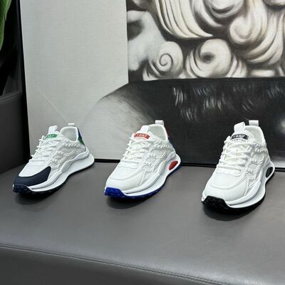 Men's Casual Walking Sneakers with Breathable Mesh Upper Anti Slip Outsole and Faux Fur Lining