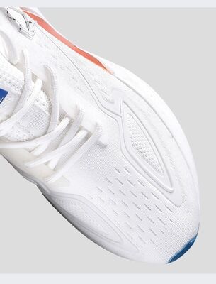 Men's Non Slip Walking Sneakers with Breathable Mesh Upper and Faux Fur Lining
