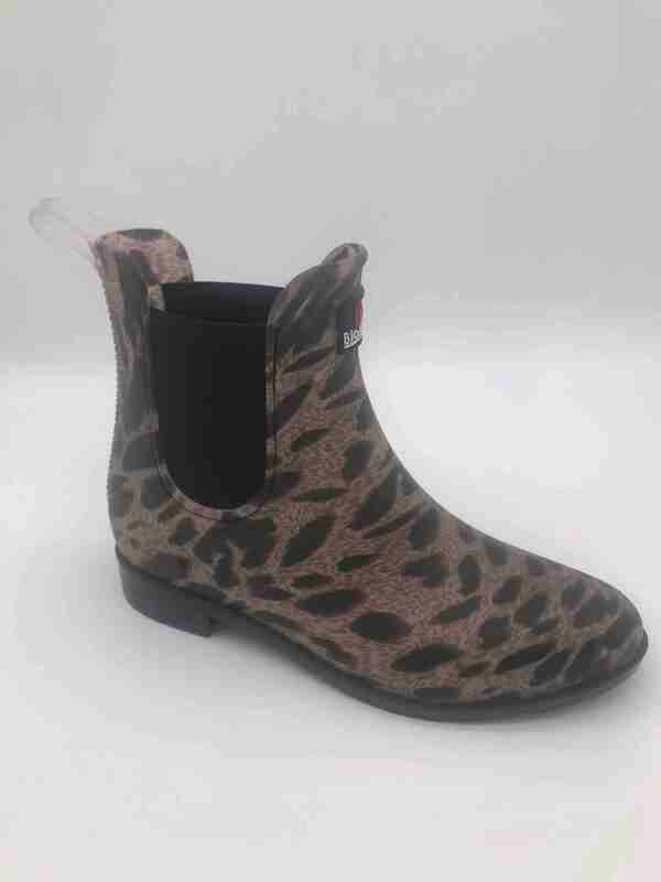 PVC Waterproof Printed Ankle Rain Boots For Women Anti Slip Customized Color