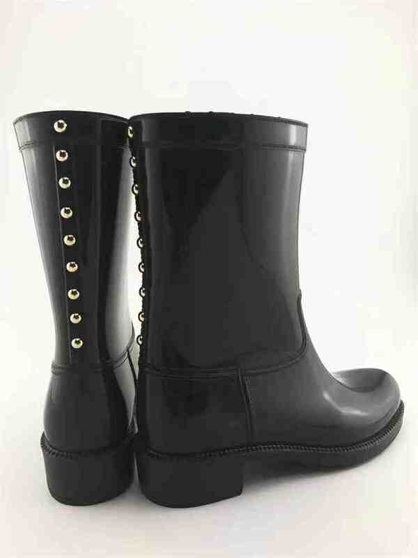 PVC Ladies Rain Boots Mid Calf Boots With Buds Trims Women'S Gardening Ankle Boots