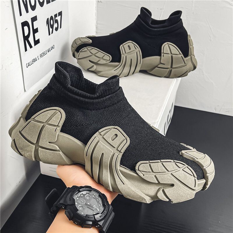 Breathable Mesh Anti Slip Outsole PVC Sole Injection Sneaker for Men Casual Walking Sneakers